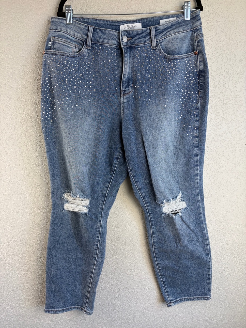 Judy Blue Light Blue Rhinestone Distressed Ankle Jeans